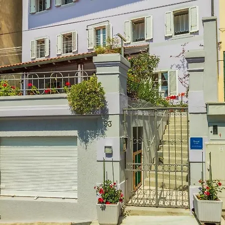 Guest house Double 7767a